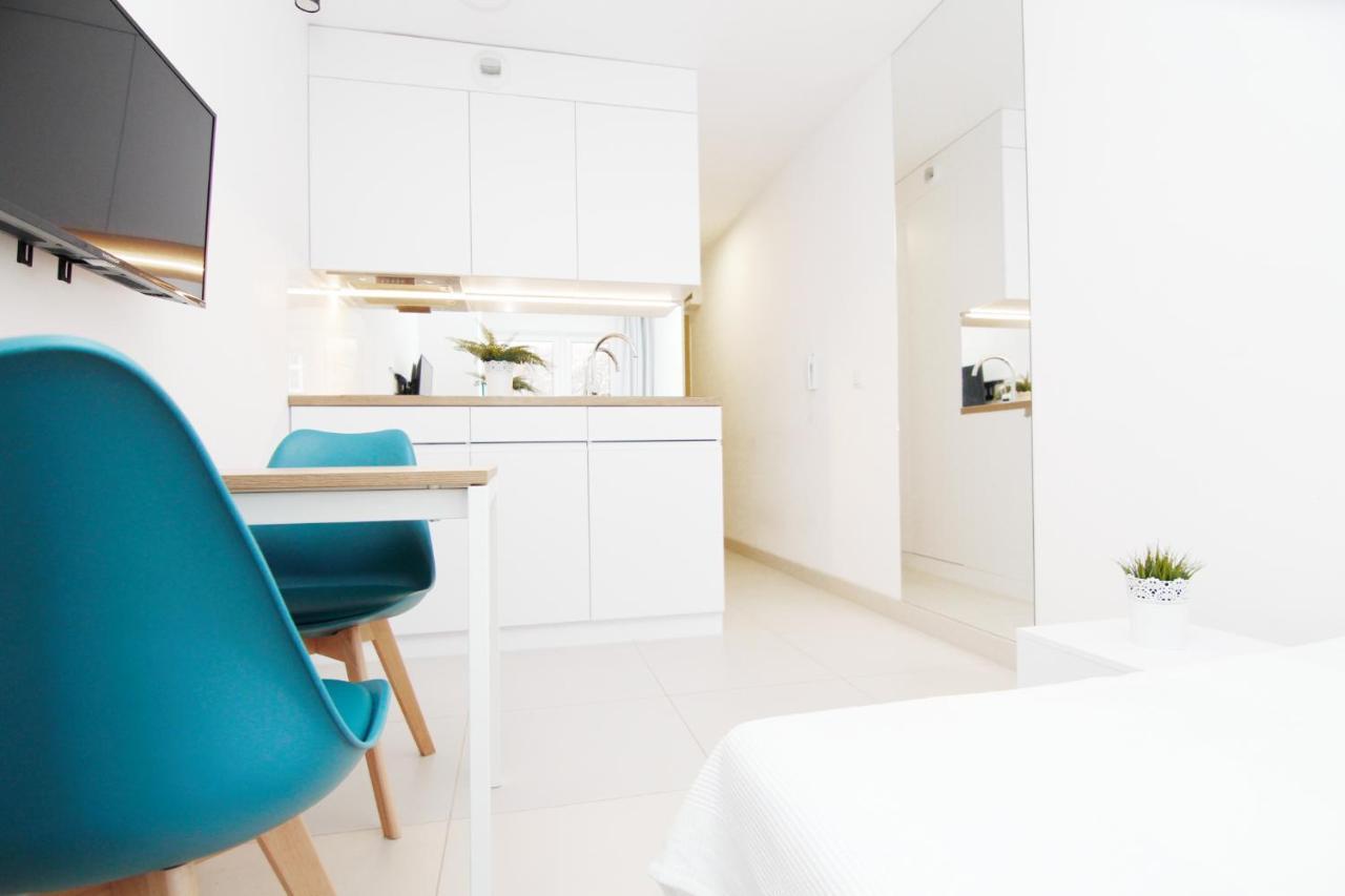 Blue River - Pulaskiego A - Private Apartment Вроцлав Экстерьер фото